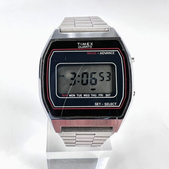 Timex Silver Toned Digital Watch K Cell LCD Display 34mm Cracked Crystal - Picture 1 of 10